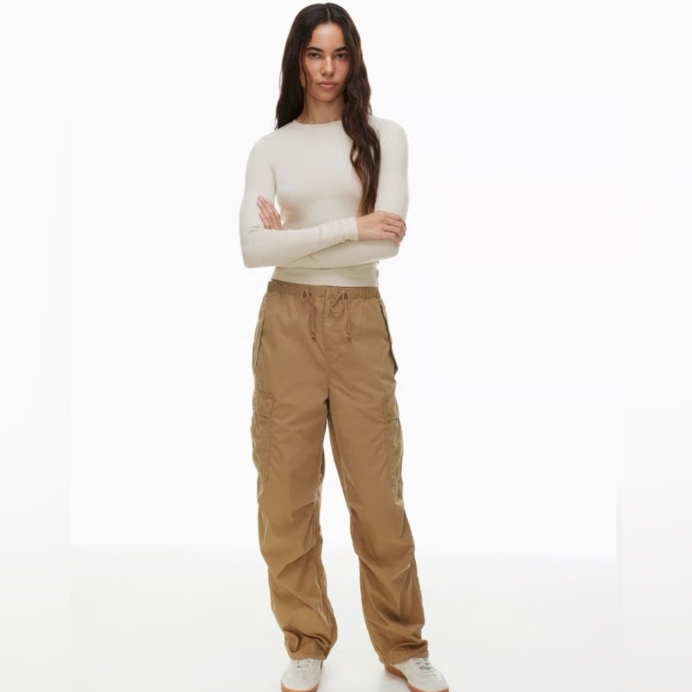 TNA x Aritzia Baggy Cargo Pants